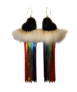 Boucles d’oreilles à franges arc-en-ciel et cœur en peau de phoque (noir)