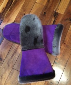 Alternative view of Moosehide And Sealskin Gauntlet Mitts (Made to Order)